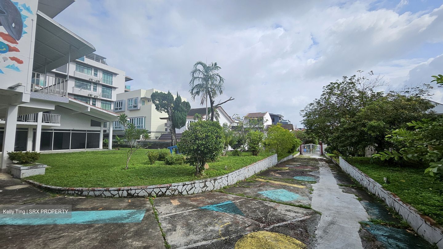 Hillside Drive (D19), Detached #613667201